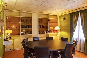 سوئیت رویال چهار نفره هتل برج سفید تهران