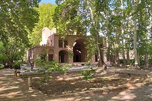 نمای ساختمان هتل باغ پهلوان پور یزد