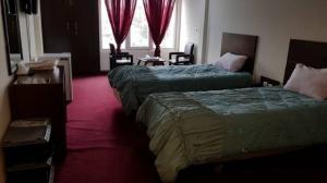 هتل کادوسان بندر انزلی سوئیت چهار تخت رو به دریا