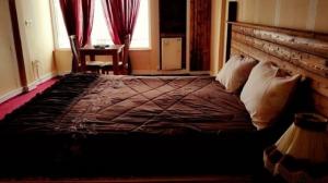 هتل کادوسان بندر انزلی دو تخت روبه دریا