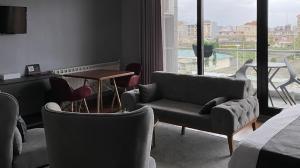 هتل ملورین بندر انزلی سوئیت چهار نفر دو خواب رویال (دریا)