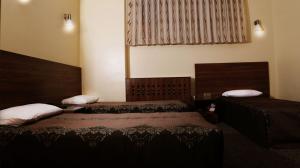 هتل مرمر کرج سه تخت 