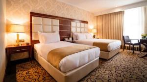 هتل اسپیناس بلوار تهران دو تخت توئین روبه بلوار