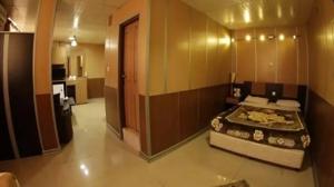 هتل نادری اهواز مینی سوئیت 