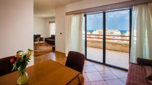 هتل ساحلی شهر  ایزدشهر نور آپارتمان تریپلکس دو خواب