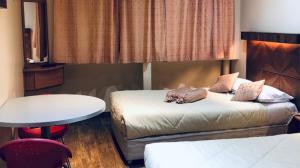 هتل سامان کرج دو تخت تویین