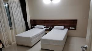 مهمانپذیر مهر نیشابور دو تخت توئین 