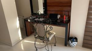 مهمانپذیر مهر نیشابور یک تخت 