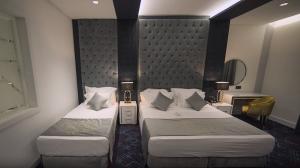 هتل مجلل چهار باغ اصفهان سه تخت