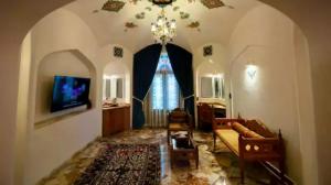 هتل گران میراث رشیدیه تهران سوئیت دو تخته ملوکانه