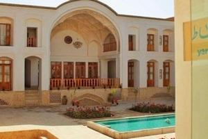 فضای داخلی اقامتگاه سنتی فلاحتی کاشان