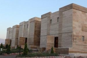 نمای بیرونی مجموعه ویلاهای کوهستانی ارس جلفا