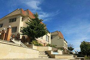 نمای بیرونی مجموعه ویلایی باران سبز کلاردشت