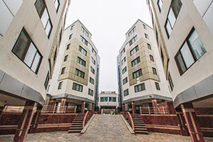 نماي بيروني هتل آپارتمان آریان نور