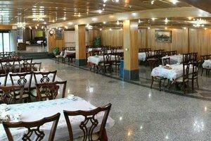 رستوران هتل آپارتمان سپید اردبیل