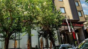 هتل آپارتمان هدیش شیراز نماي بيروني