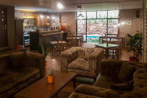 کافي شاپ هتل پارتیکان اصفهان