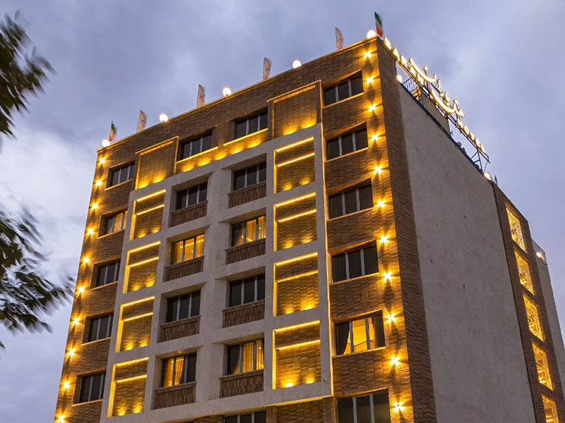 نماي بيروني هتل باران اصفهان