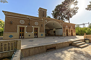 نماي هتل مشیر الممالک یزد 2