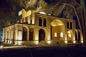 نمای ساختمان هتل باغ پهلوان پور یزد
