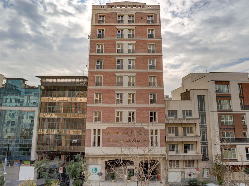 نماي هتل بزرگ تهران 2