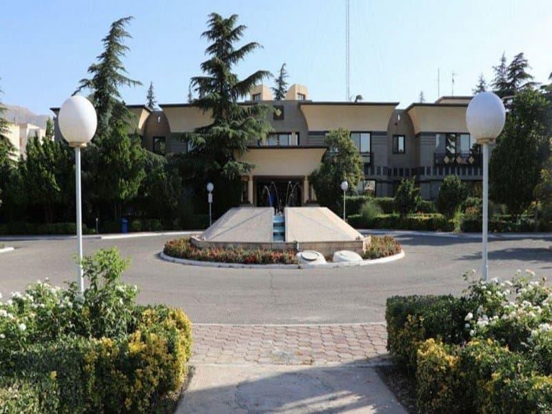 نمای بیرونی هتل بستان تهران