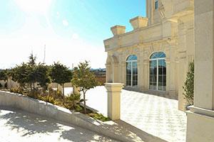 نمای ساختمان هتل بغدادی تاکستان