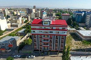 نمای بیرونی هتل بوستان سرعین