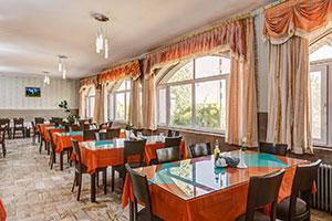 رستوران هتل جهانگردی علیصدر همدان