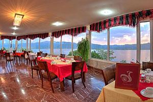 رستوران هتل جهانگردی مریوان