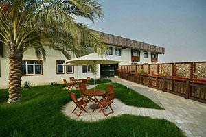 نمای ساختمان هتل ریم رام عسلویه