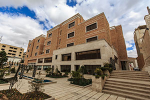 نماي هتل زندیه شیراز 1