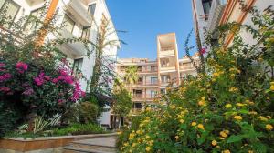 هتل ساحلی شهر  ایزدشهر نور نماي بيروني