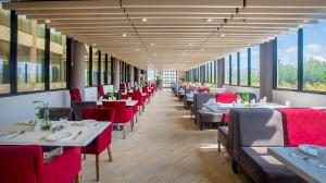 هتل ساحلی شهر  ایزدشهر نور رستوران