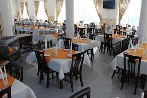 رستوران هتل سبز نیاسر