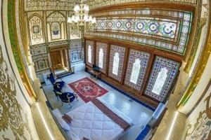 فضای داخلی هتل سنتی کاخ سرهنگ