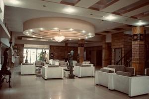 لابی هتل مارال کلاردشت