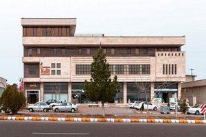 نمای بیرونی هتل نارنجستان جلفا
