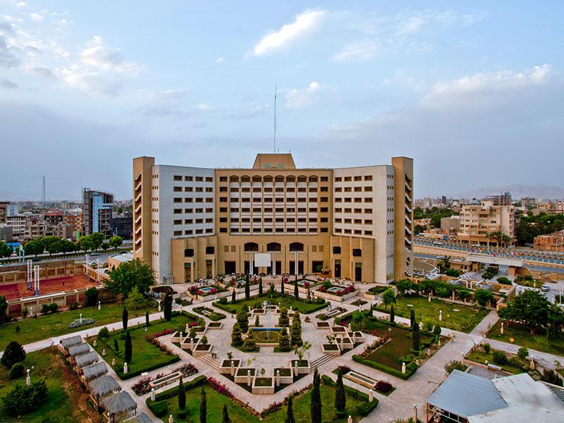 نمای هتل پارس کرمان