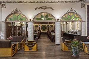 لابي هتل پارسیان آزادی یزد 1