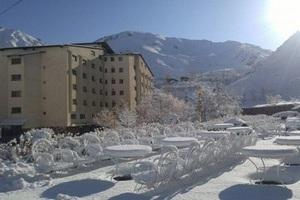 نمای بیرونی هتل گاجره کرج